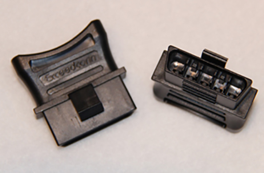 APSystems YC1000 5C BUS Y-CONN CAP
