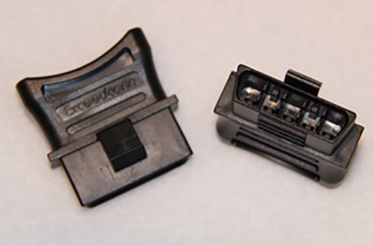 APSystems YC1000 5C BUS Y-CONN CAP